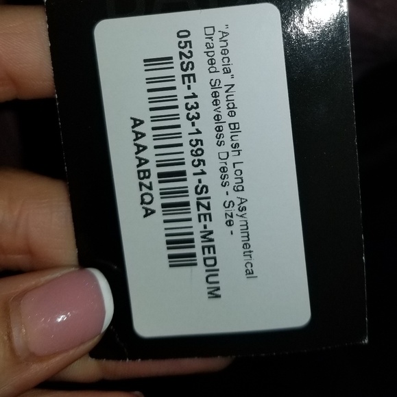 Dress - Picture 4 of 4